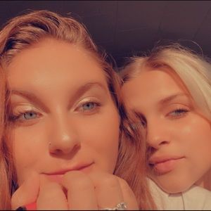 Meet your Posher, Michaela